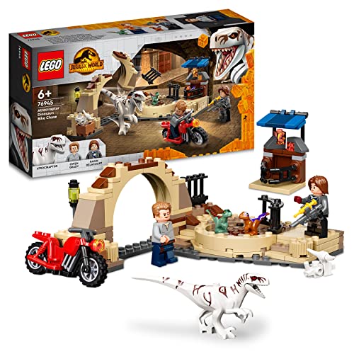 LEGO 76945 Jurassic World Persecución en Moto del Dinosaurio Atrocirraptor con Mini Figuras, Juguete para Niños y Niñas a Partir de 6 Años