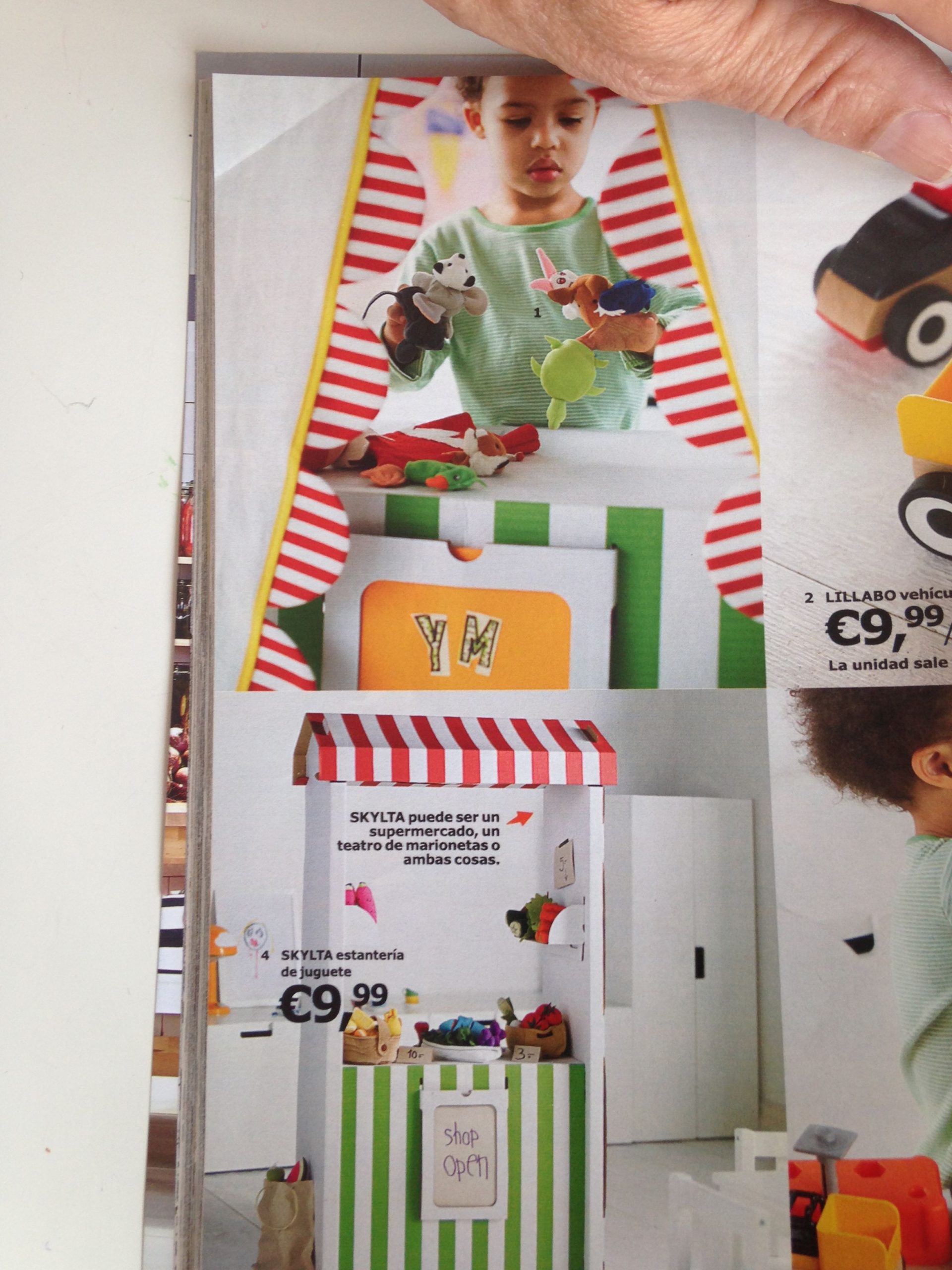 Teatro Marionetas Ikea