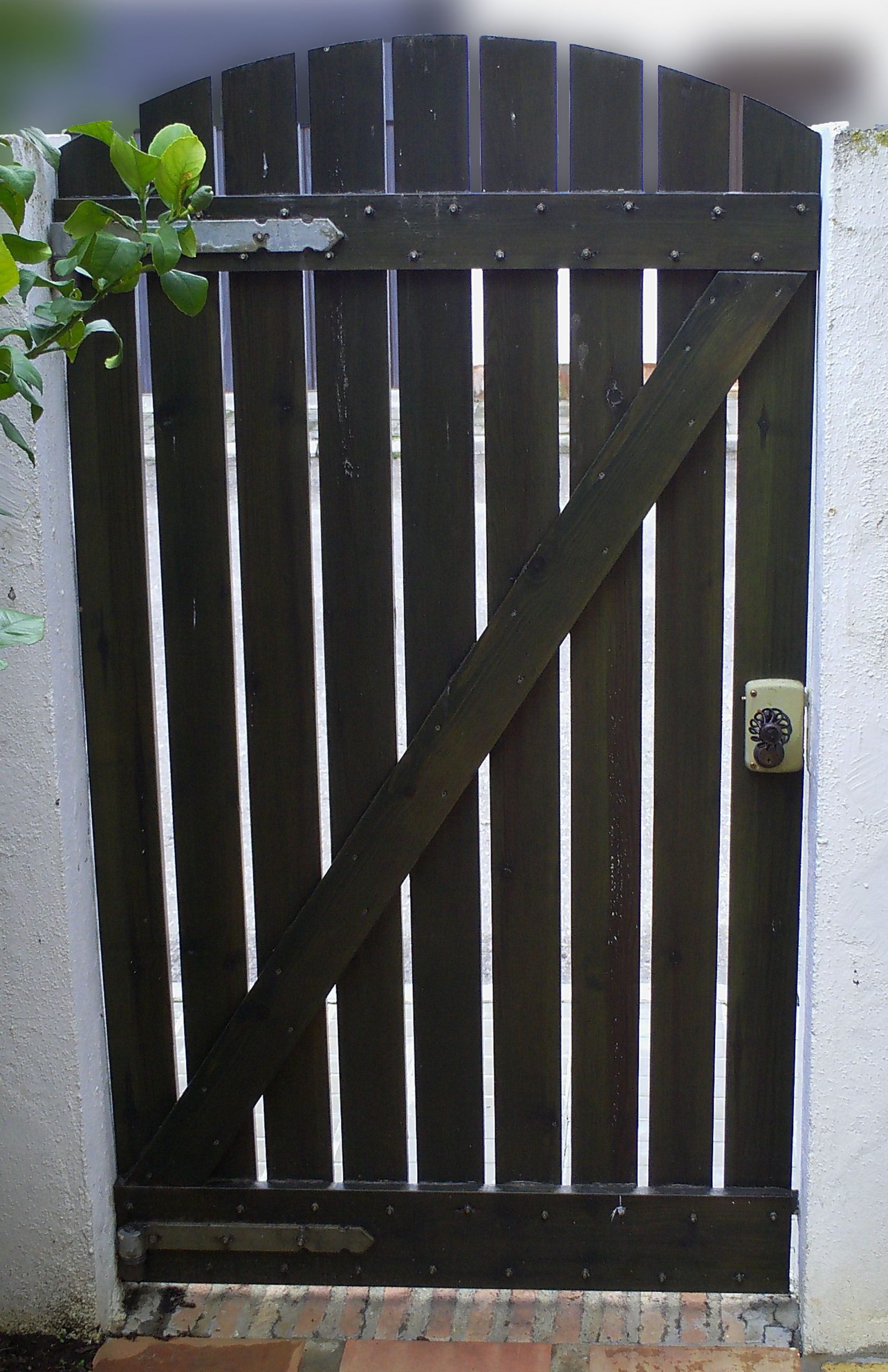 Puerta Jardín