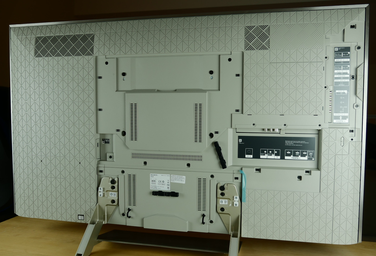 Sony Xe9305