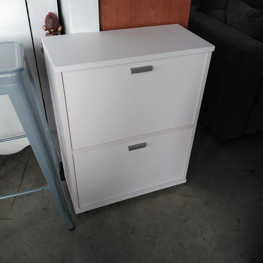 Zapatero 60 Cm