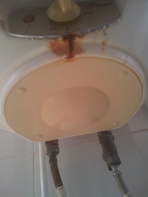 Mejor Termo Eléctrico Gotea Oxido